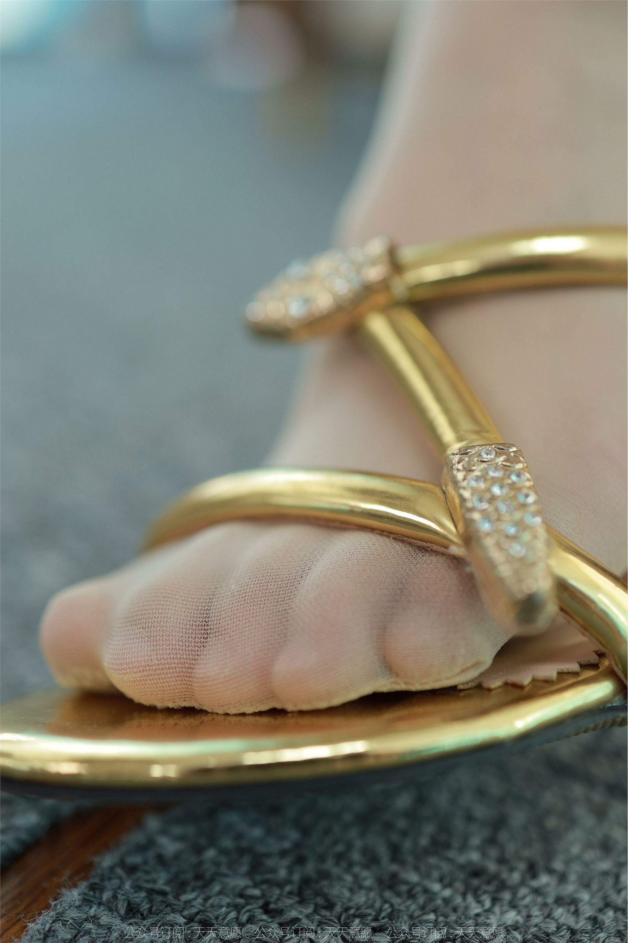 IESS异思趣向  2022.07.12 丝享家 1145：秋秋《蓝色战衣》